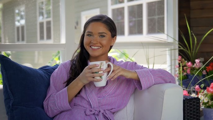 Zoe Bloom Age, Career, Boyfriend & Net Worth 2025